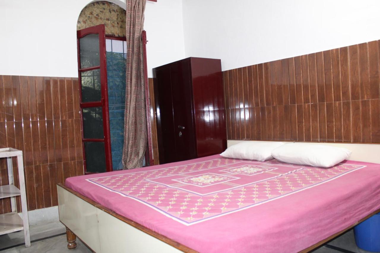 Laxmi Lodge Rishikesh Exterior photo